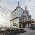 Urbanview Palace Syariah Balikpapan